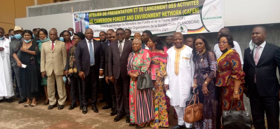 Society : Environmental Experts Gather To Brainstorm on Climate Change Effects