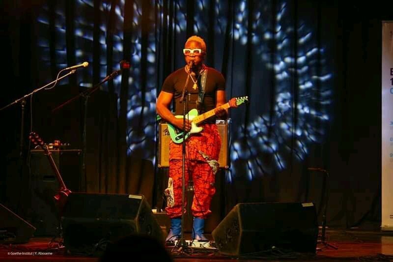 Cameroun : Blick Bassy se bat pour réhabiliter Um Nyobe