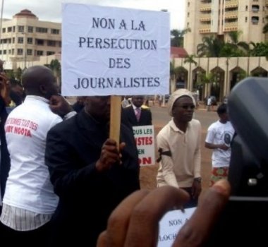 Cameroun : L’épée de Damoclès plane sur les journalistes