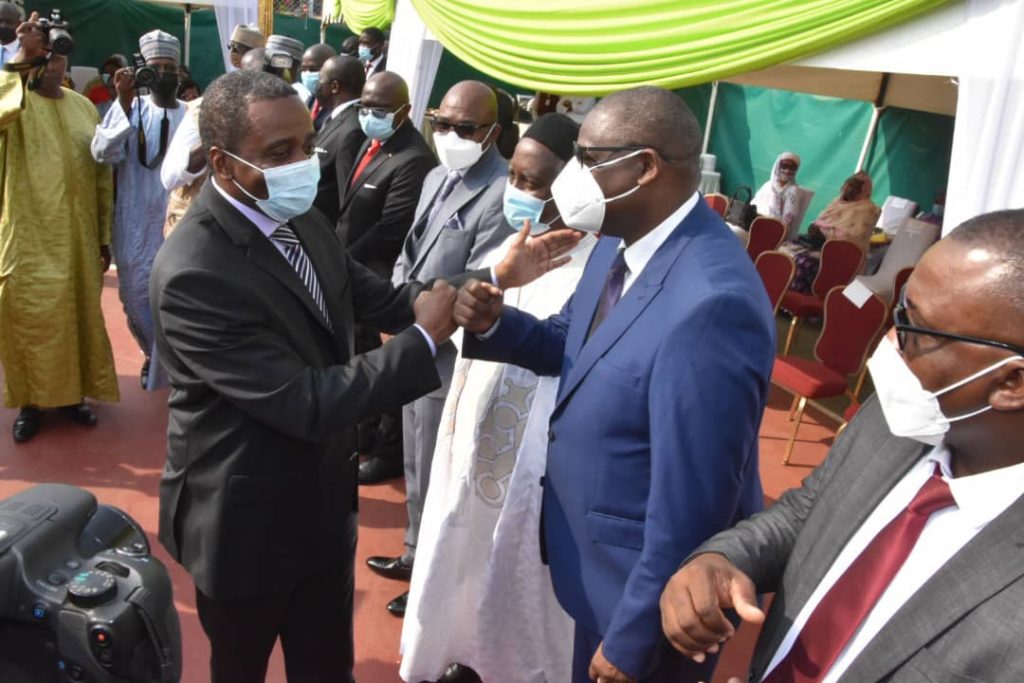 Politics : Promoted Workers Urged To Maintain Confidence Bestowed on Them
