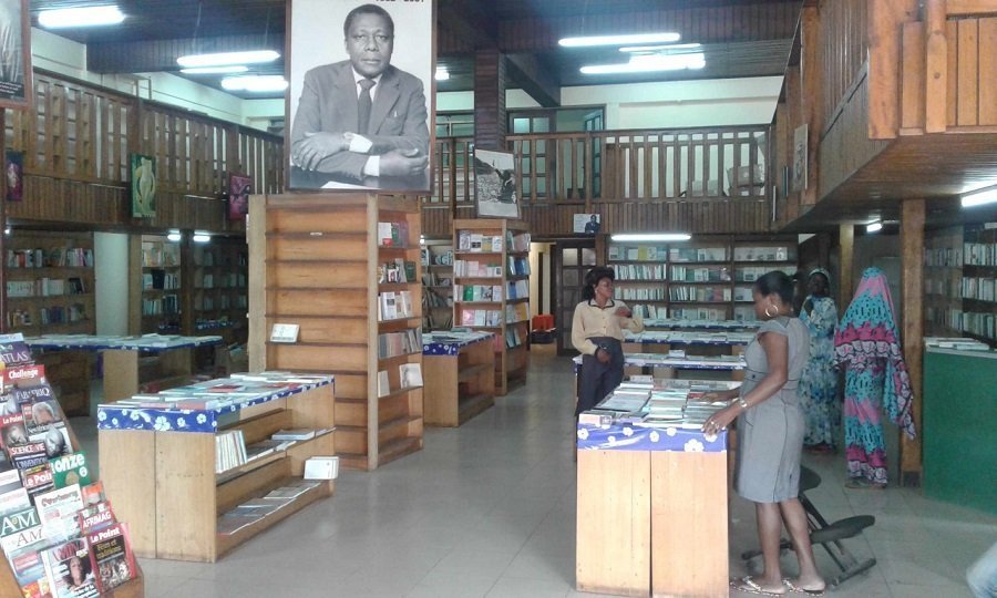 culture : La Librairie des peuples noirs tient tête au temps