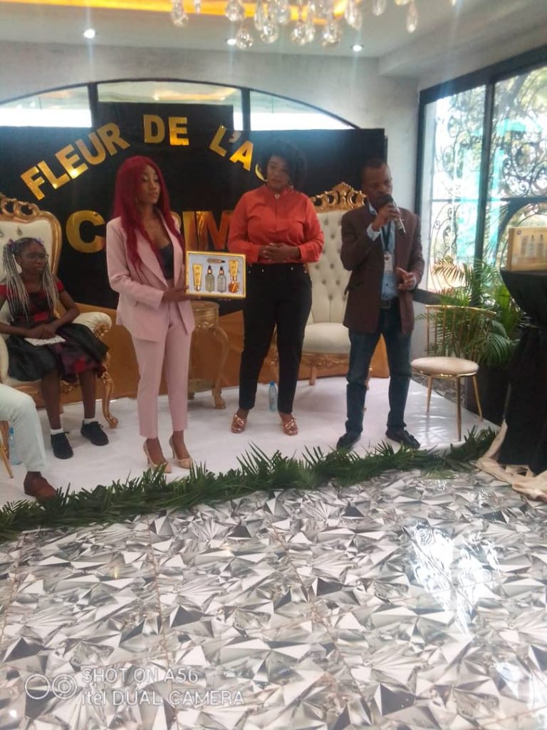 Le dévoilement de la nouvelle gamme s’est fait devant professionnels des medias de la ville de Yaoundé