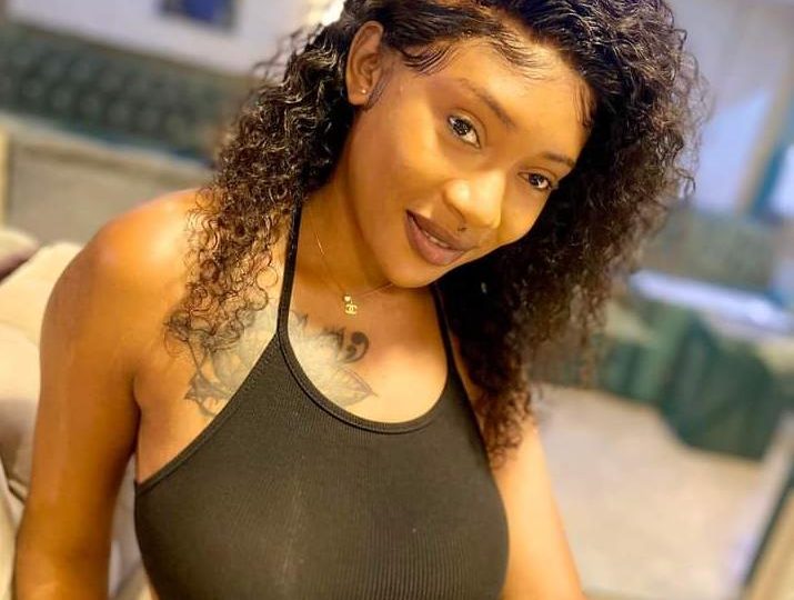 Harcelée sexuellement, une web comédienne appelle à l'aide.