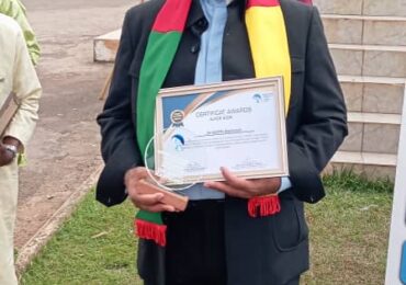 Le Pasteur Raymond Koffi honoré lors de la 7e Croisade de Prière pour la Nation Camerounaise