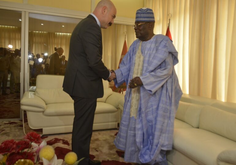 Diplomatie parlementaire : Cavaye Yeguie Djibril reçoit l’Ambassadeur de Turquie