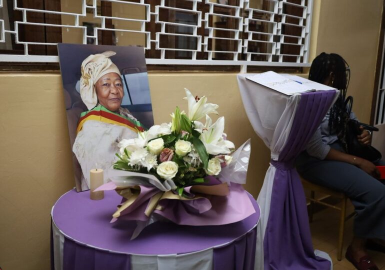 Laurentine Koa Mfegue : une figure respectée honorée par les parlementaires et la diaspora