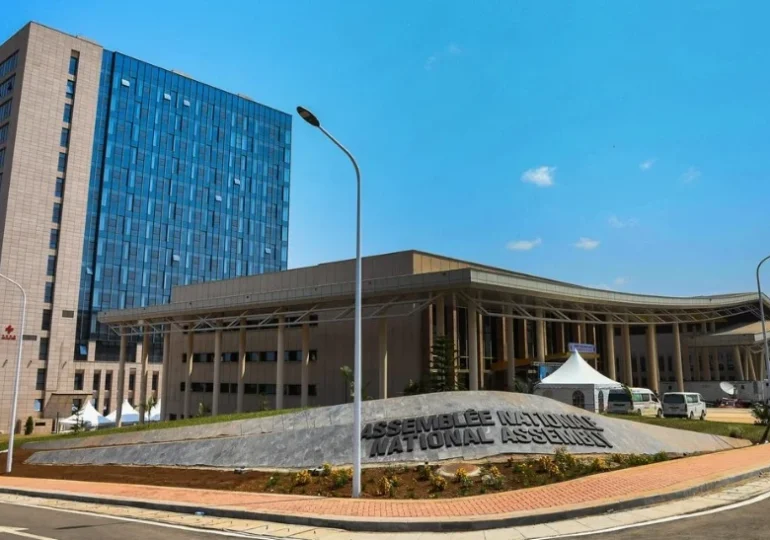 Assemblée nationale : Discipline et efficacité exigées du personnel